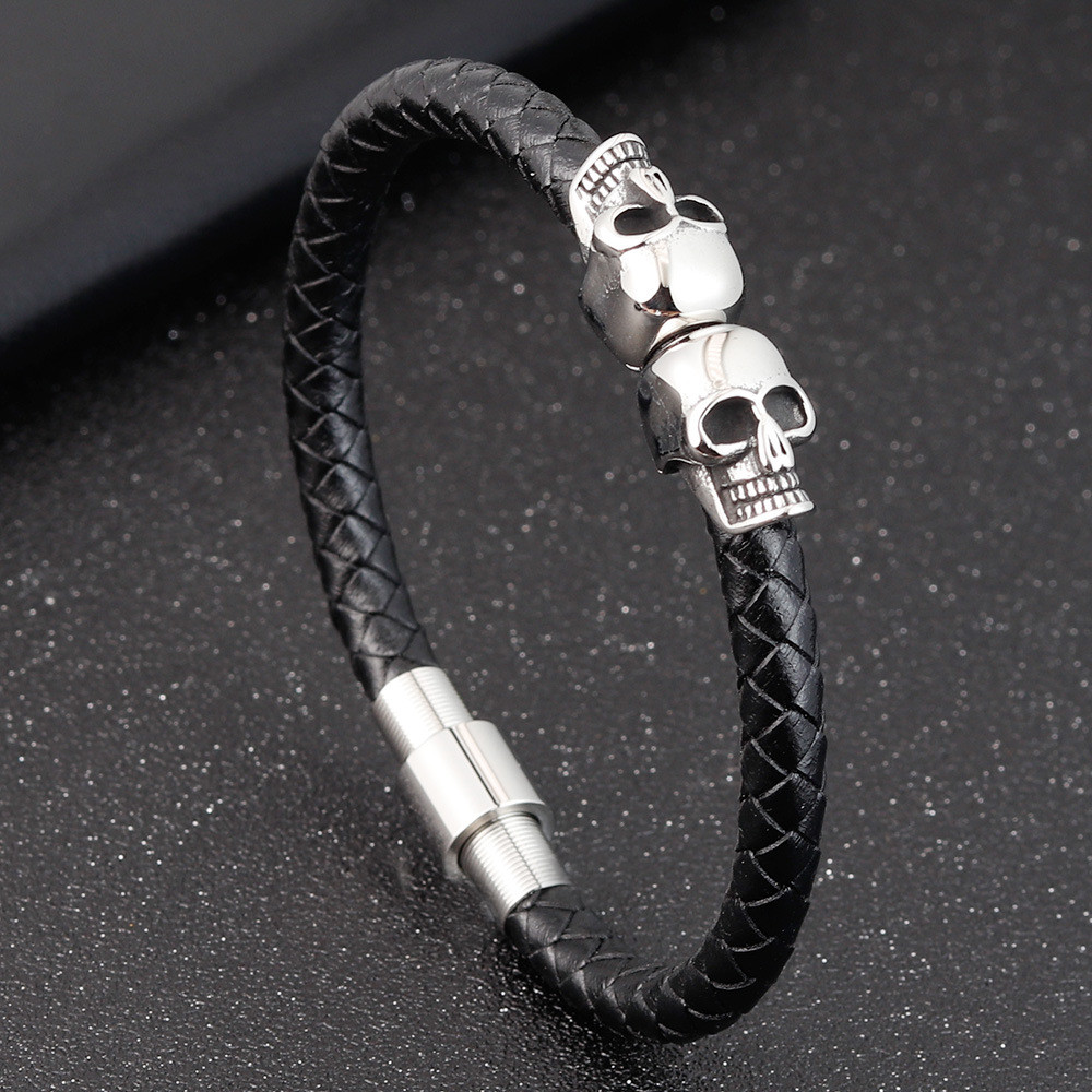 A Bracelet homme cuir tresse tete de mort acier noir