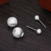 Boucles d'oreilles argent clous boules finition brossee