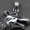 Pendentif homme argent dent canine tete loup