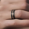 Anillo de boda personalizado con ranura de cepillo de anillo de tungsteno para hombres y mujeres