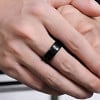 Fede nuziale da uomo in tungsteno con pennello personalizzabile