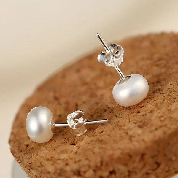 Minimalist freshwater round pearl silver stud earrings