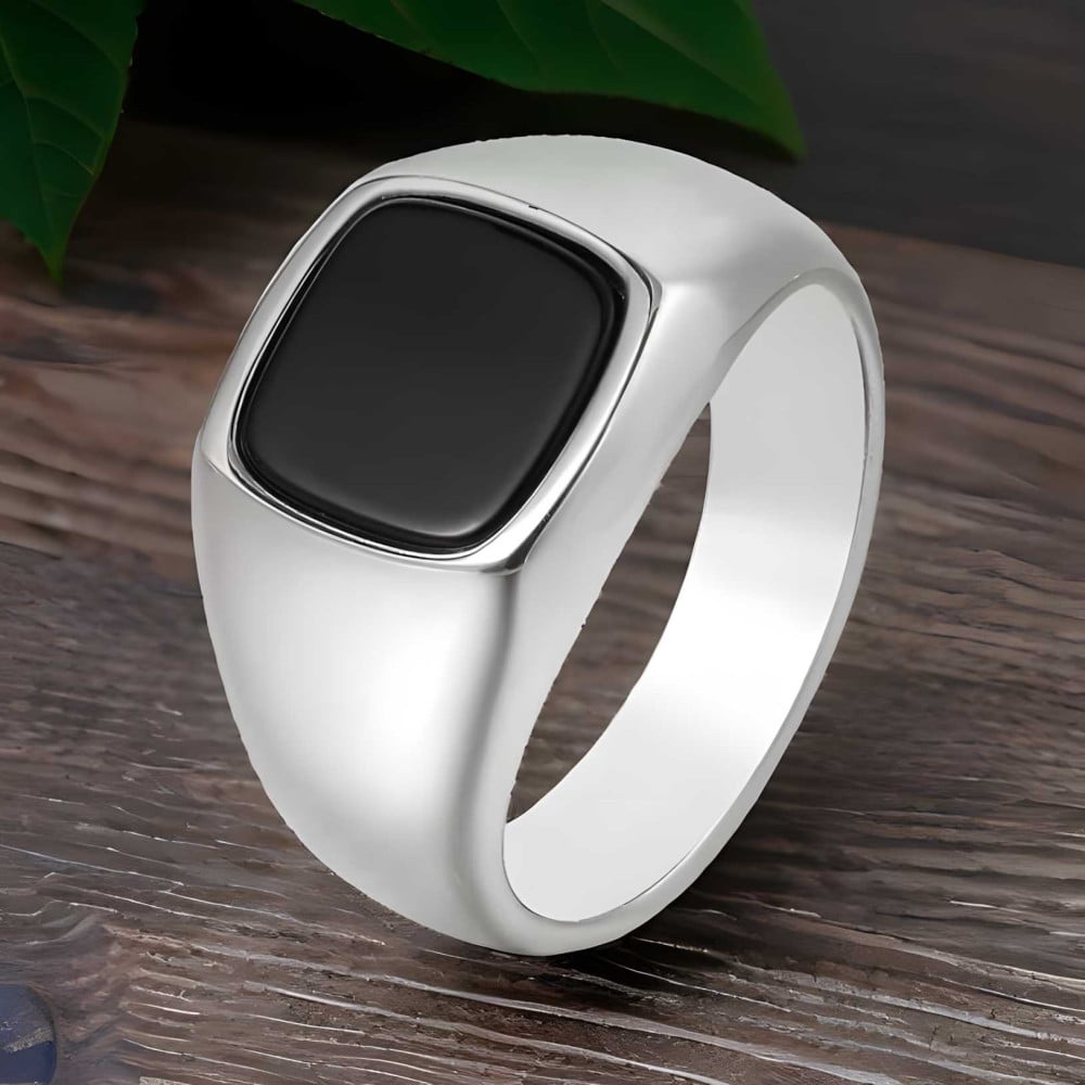 Bague homme acier chevaliere resine noir