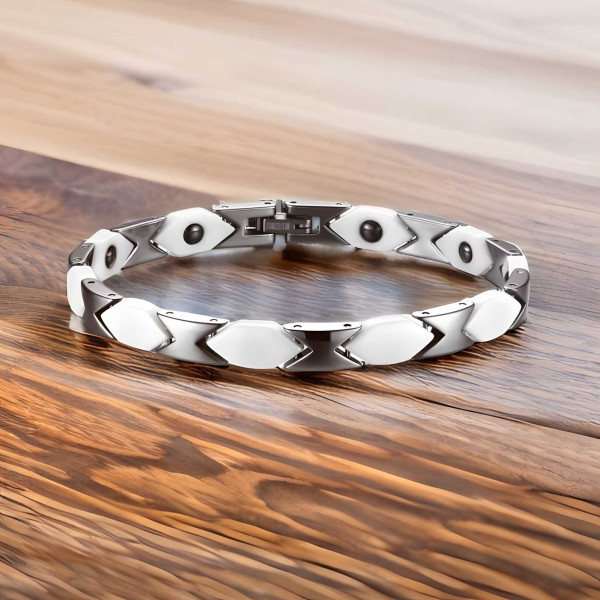 Bracciale in ceramica bianca con maglie amorevoli