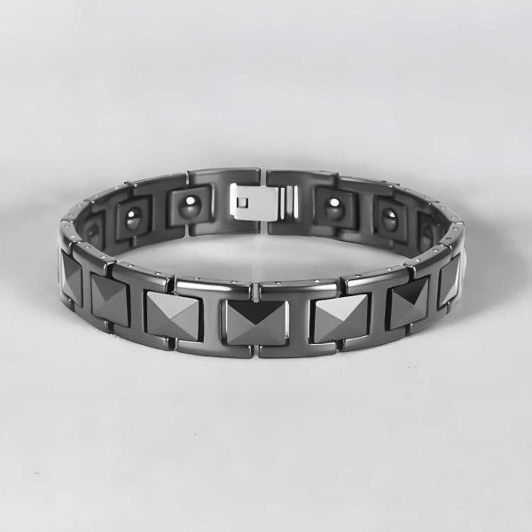 Magnetische piramidearmband voor heren van keramiek met magneten