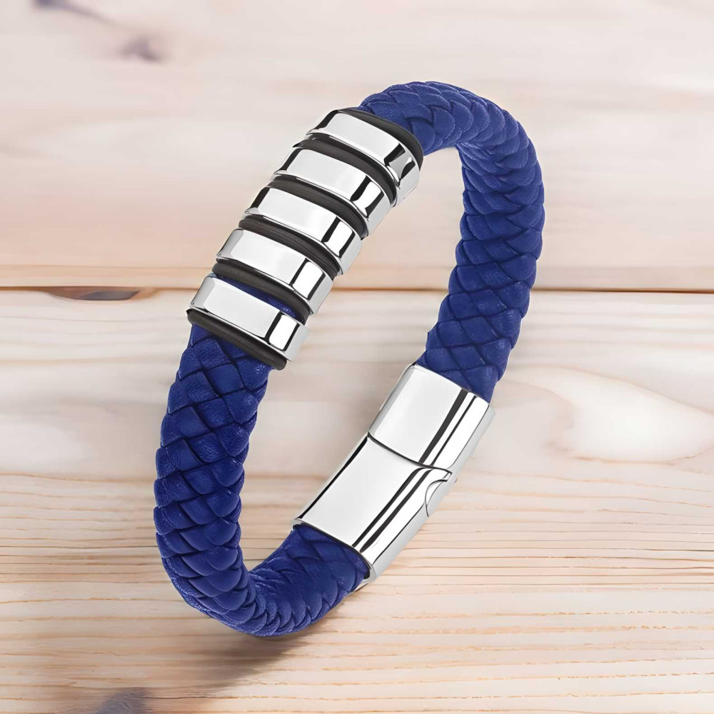 Men's leather bracelet with magnetic steel clasp