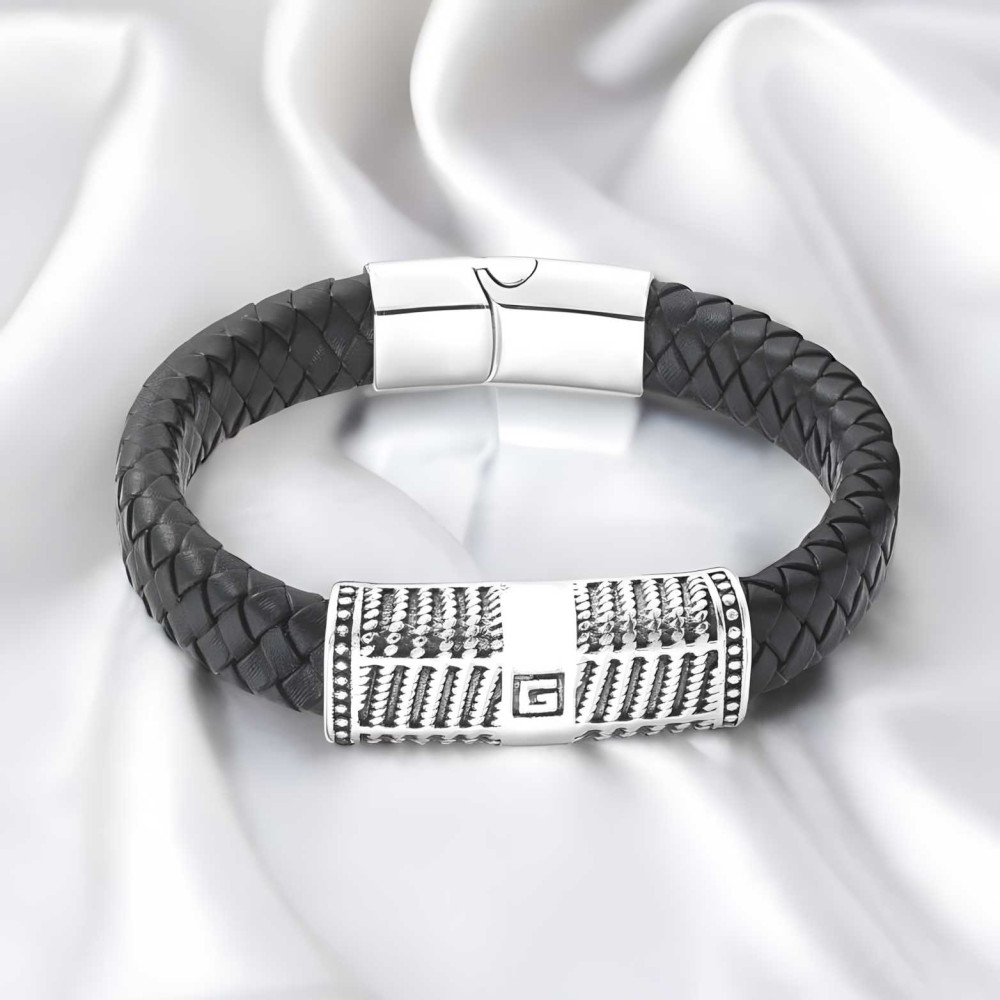 Bracelet homme cuir noir element acier motif grecque