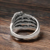 Bague homme acier main de squelette