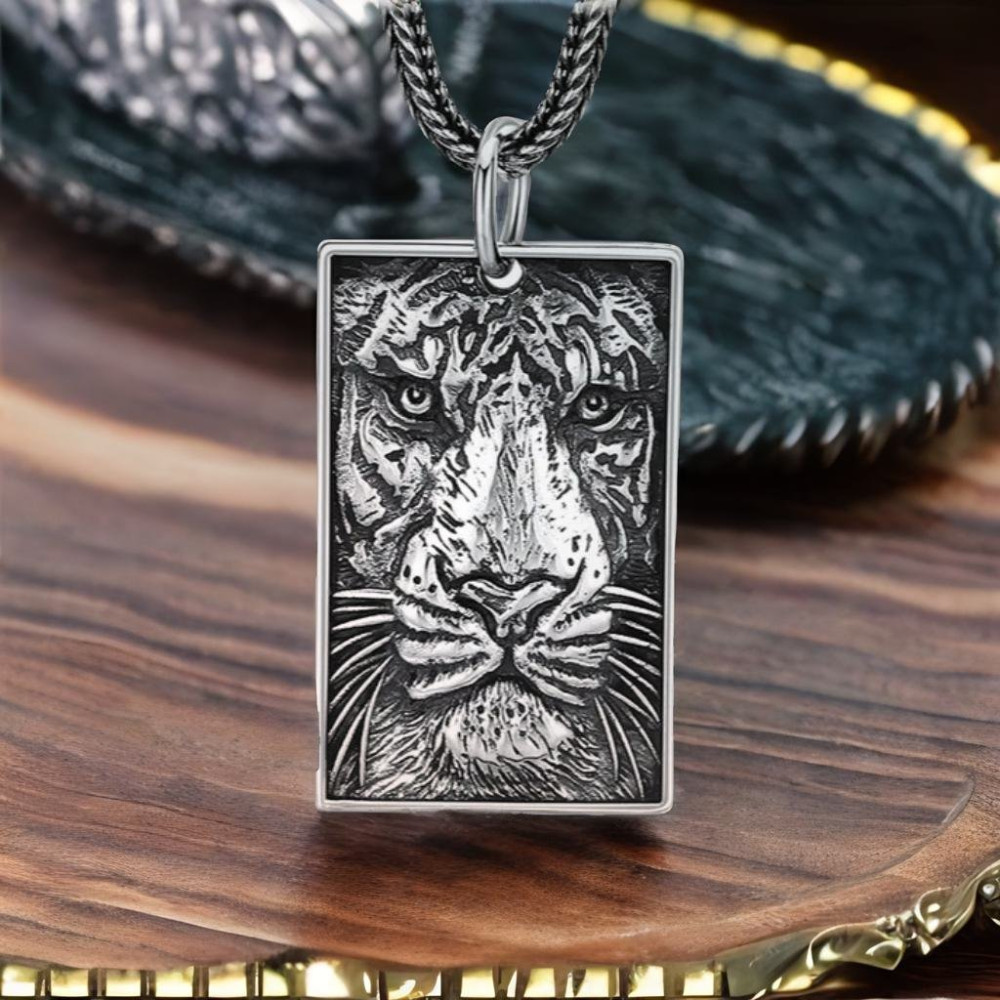 Versilberter Tigerkopf-Anhänger für Herren