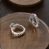 Pendientes criollos de plata para hombre con circonitas