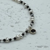 Collar de perlas de agua dulce de ónix negro con cierre de oro laminado