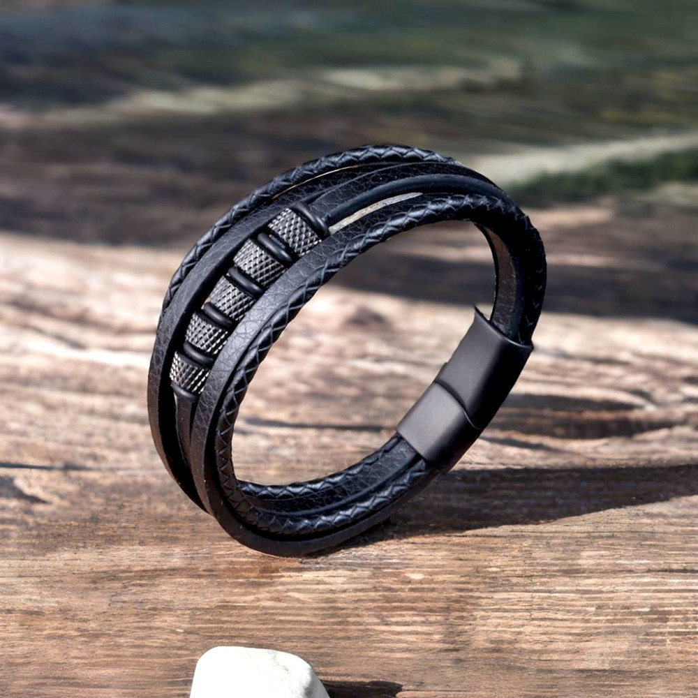 Men's leather bracelet with multi-ribbon steel cable rings