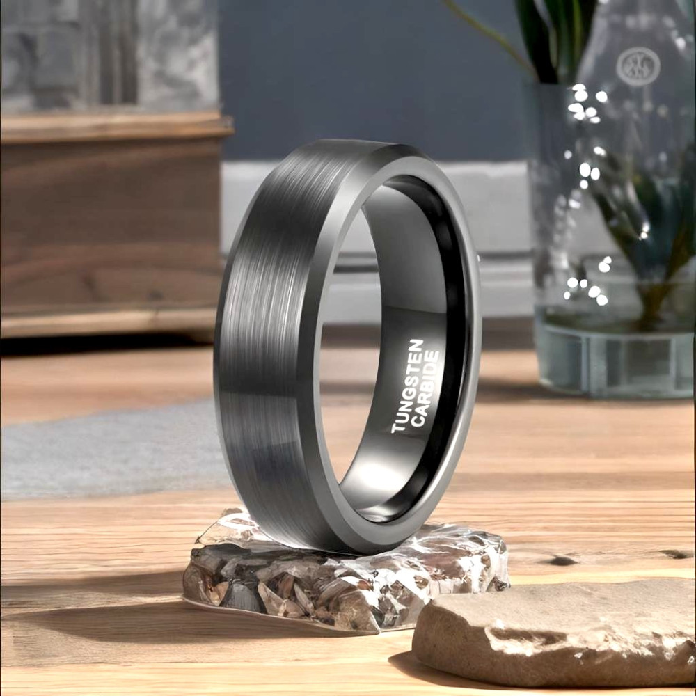 Anello da uomo con spazzola personalizzabile con anello in carburo di tungsteno opaco