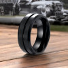 Anello in tungsteno nero personalizzato con scanalatura a spazzola