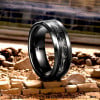 Fede nuziale personalizzata in tungsteno nero