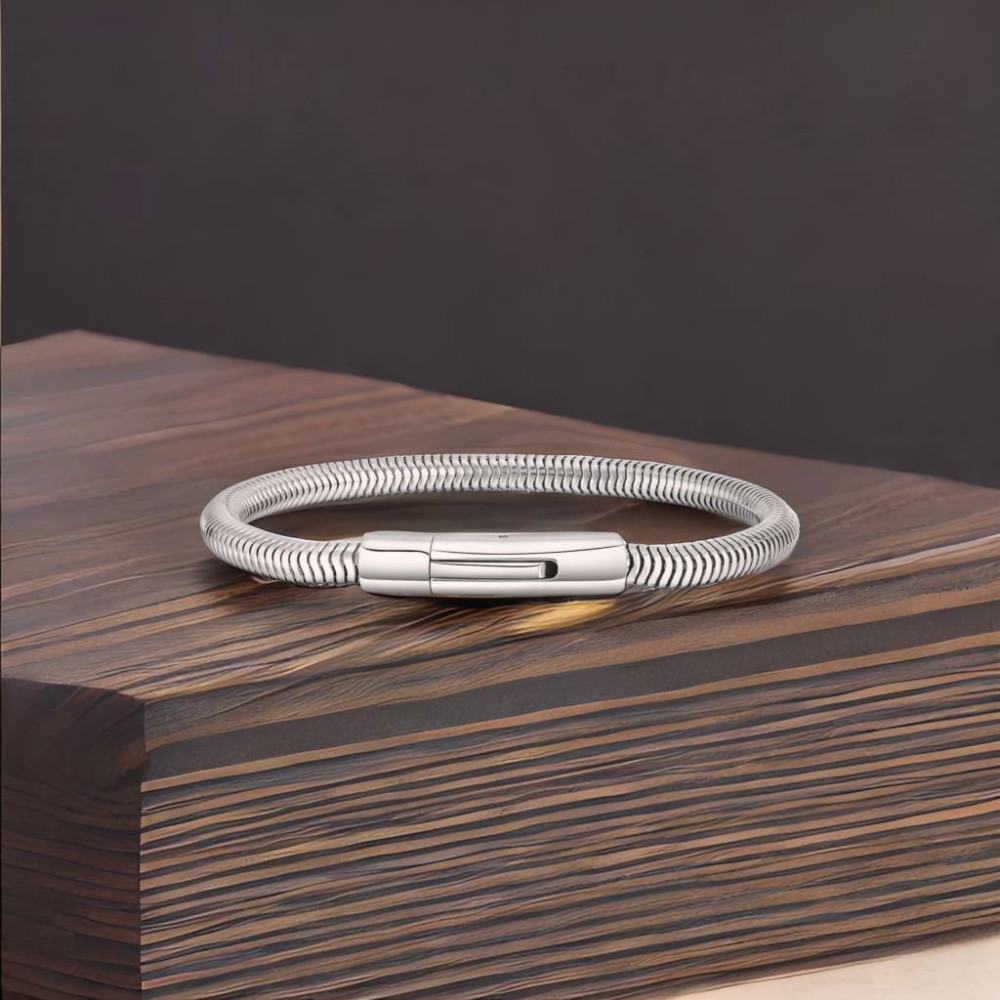 Bracciale da Uomo con Catena Cilindrica Flessibile in Acciaio