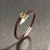 Bracciale in Pelle Intrecciata da Uomo con Chiodo e Chiusura in Acciaio