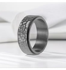 Men’s Stainless Steel Ring – Spinning Anti-Stress Band with Hammered Finish
