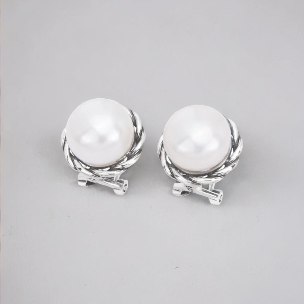 Sterling Silver stud earrings with freshwater pearls