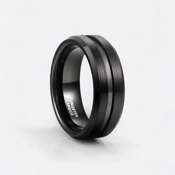 Bague personnalisee tungstene noir rainure brosse