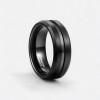 Bague personnalisee tungstene noir rainure brosse