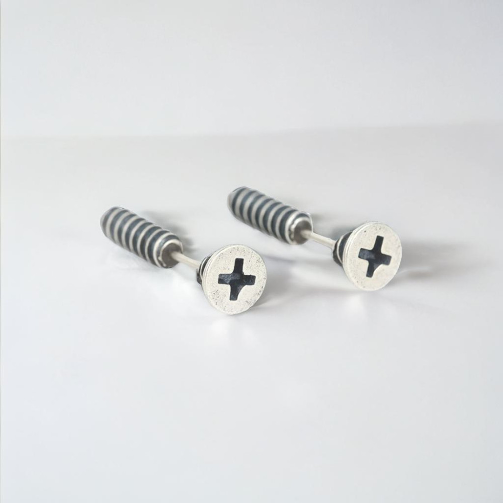 Orecchini a bottone in argento 925, gamma a vite