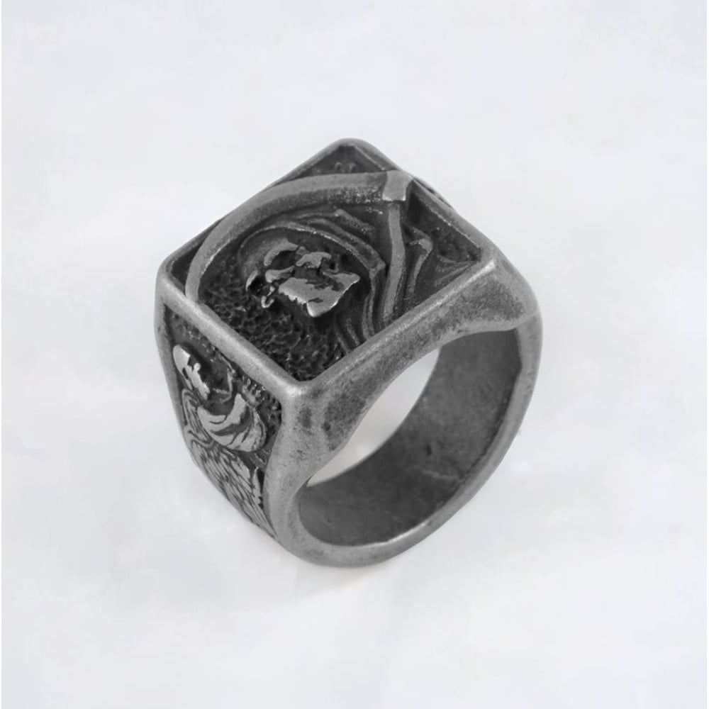 Knight's ring for men, steel skull and sickle