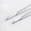 Collar colgante personalizado pareja barra de acero engastada con circonitas para grabar