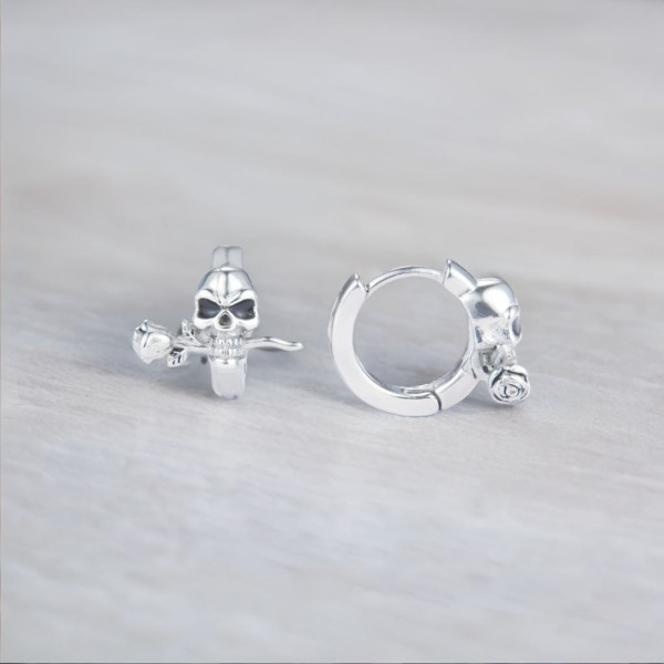 Boucles d'oreilles homme creoles anneau acier crane tete de mort