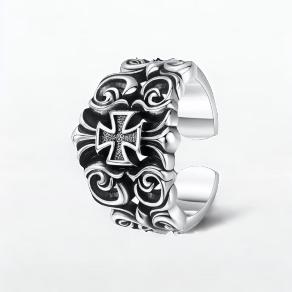 Anello da cavaliere aperto in argento Croce di Malta giglio