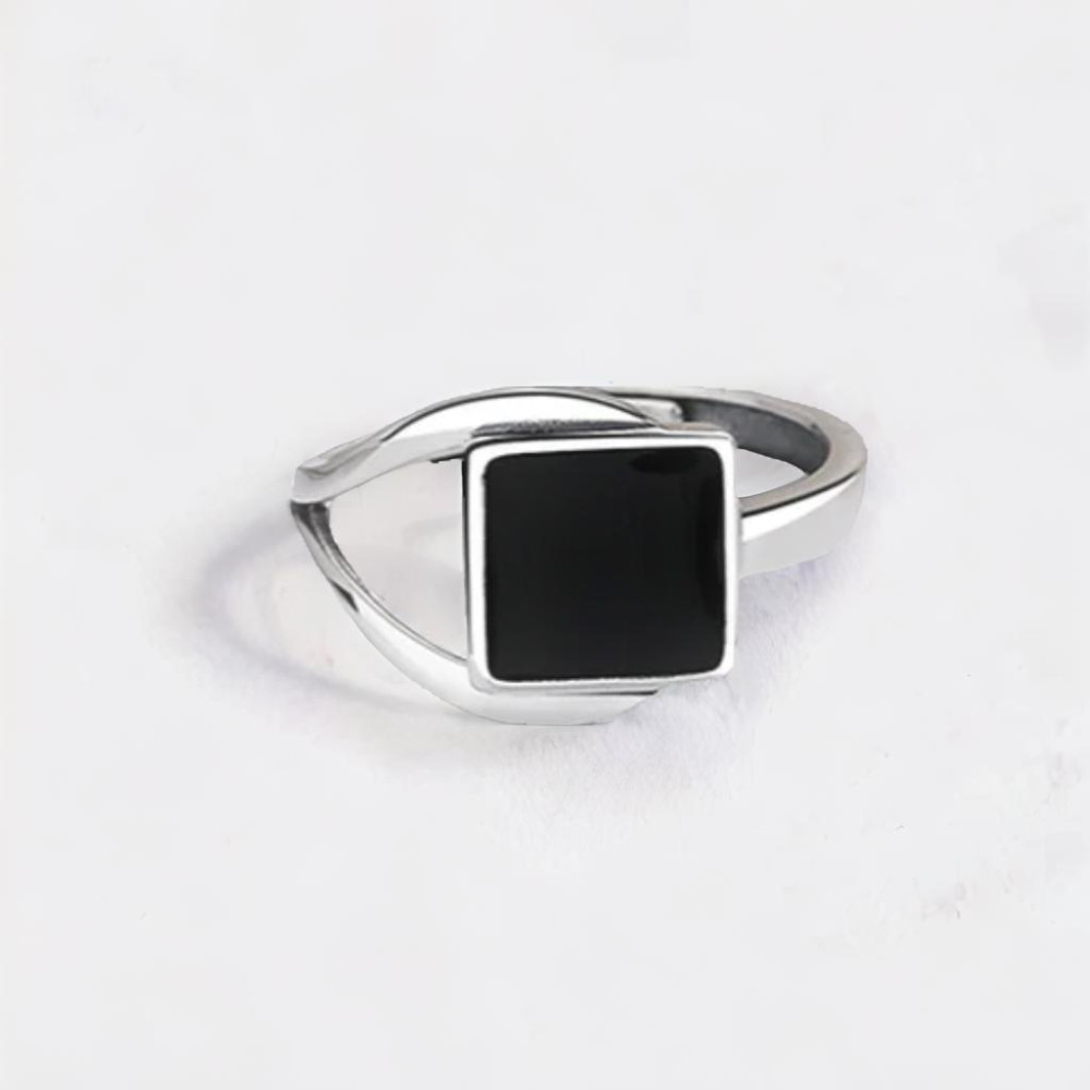 Anello aperto cavaliere argento resina nera