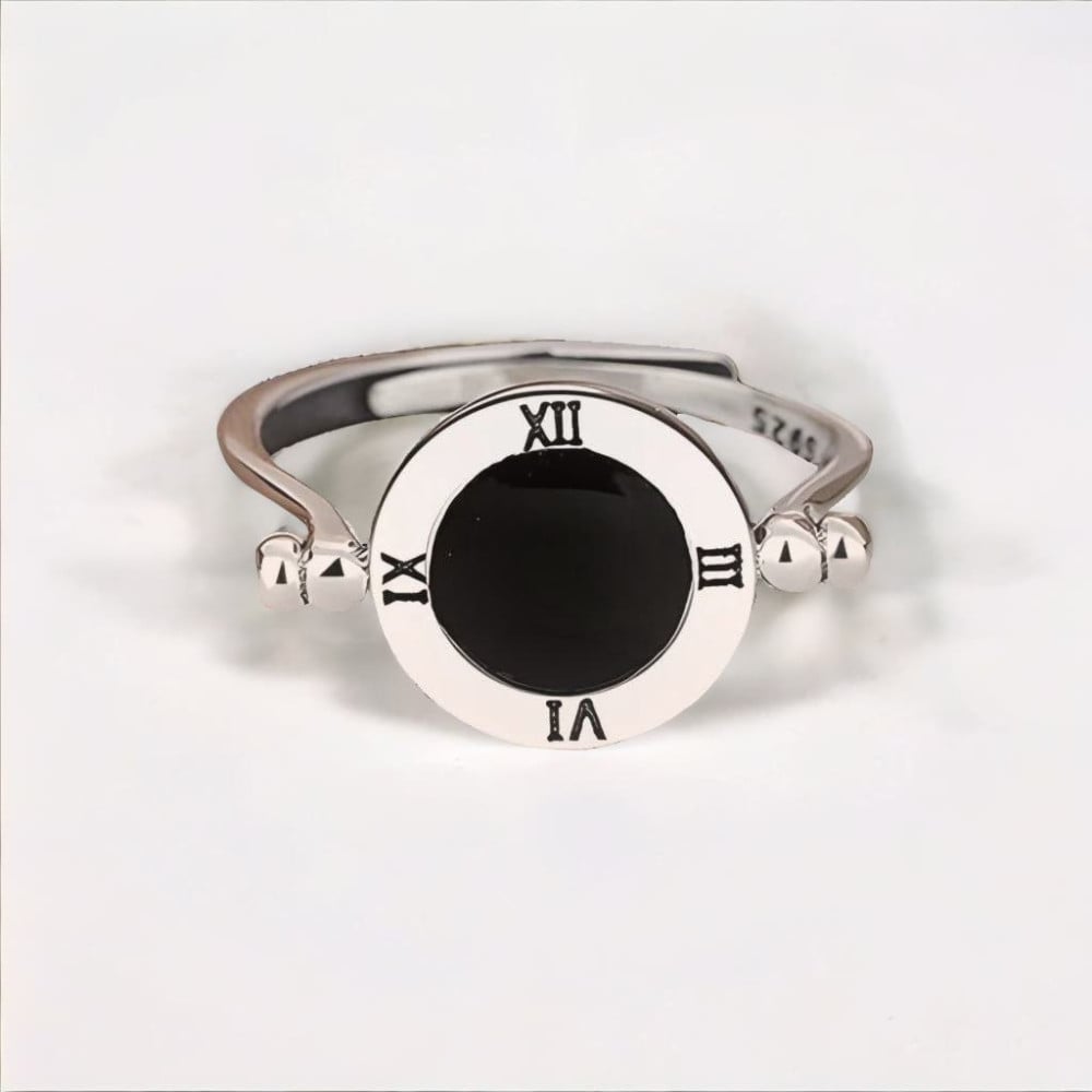 Bague ouverte chevaliere argent resine noir chiffre romain