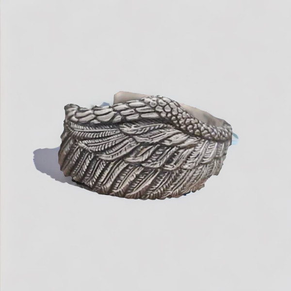 Anello da uomo in argento con ala d'angelo aperta