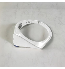 Anello da donna a cuore aperto con cavaliere in argento finitura lucida