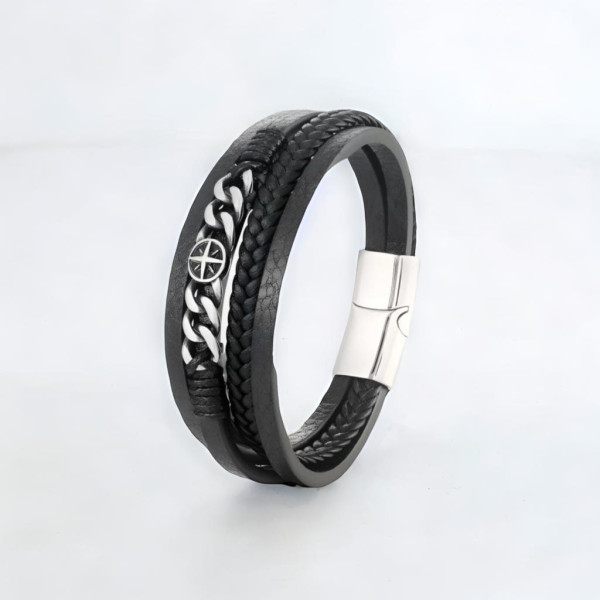 Bracciale in pelle intrecciata multicorde con chiusura a croce in acciaio