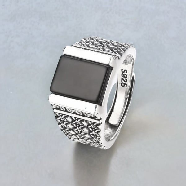 Bague argent ouvert chevaliere homme onyx carrée noire