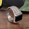 Bague argent ouvert chevaliere homme onyx carrée noire