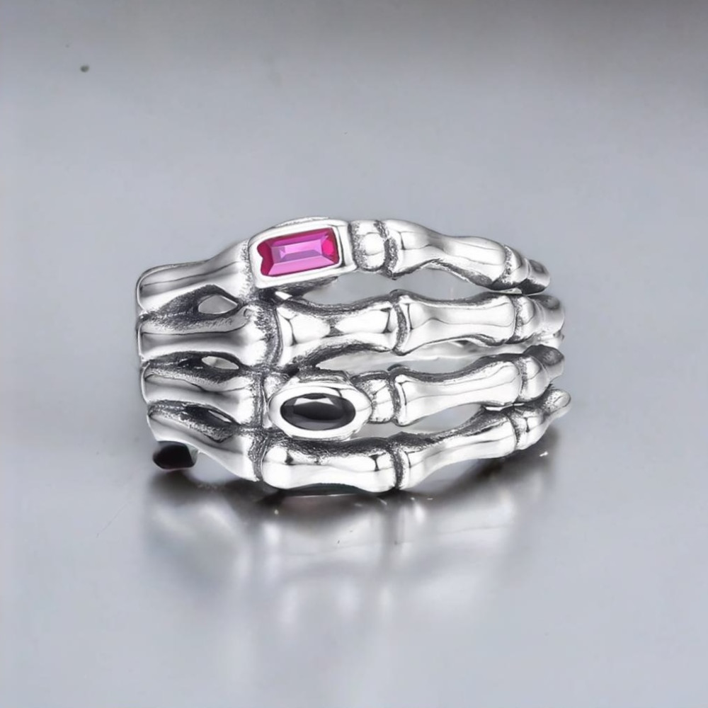 Bague argent main de squelette