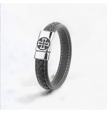 Bracciale da uomo in pelle intrecciata con chiusura in acciaio a croce di malta