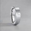 Bague alliance tungstene brossé zirconium