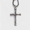 Magma Kruishanger van 925 Zilver – Modern design, rauwe energie en spirituele symboliek