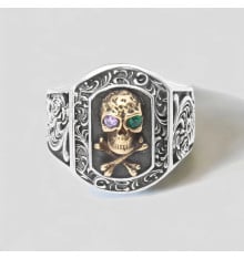 Anello da uomo in argento con teschio aperto da cavaliere