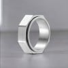 Anti-stress ring rotating nut