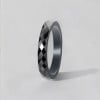 N4 Bague personnalisee femme anneau ceramique noire facettes