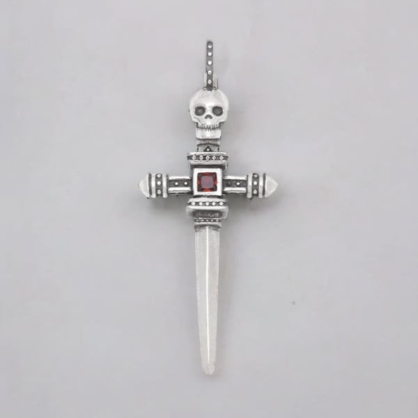 Pendentif homme argent Saint Jacques de epee tete de mort