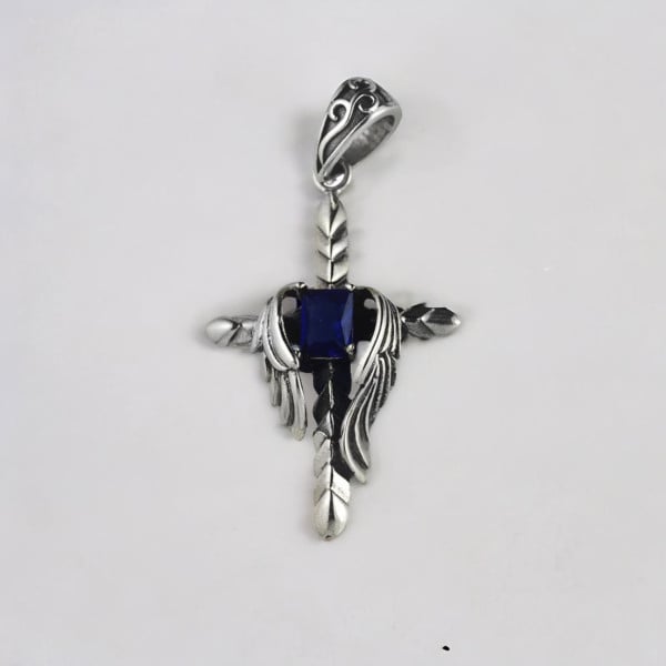 Colgante hombre plata cruz alas circonitas