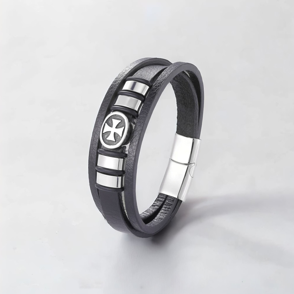 Bracelet cuir noir cordons croix de malte