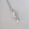 Pendentif barre torsadée tungstène personnalisable