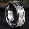 Anello da uomo in tungsteno con scanalatura per pneumatici, design a ingranaggio