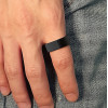 Anello da uomo personalizzabile in carburo di tungsteno blu nero
